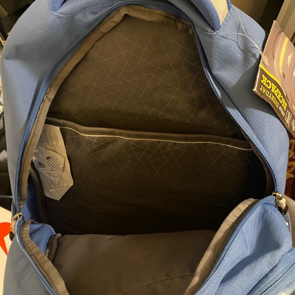 Everyday Backpack - Picture 4 of 4